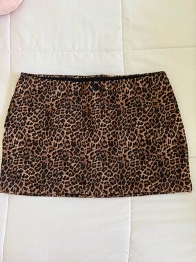 Edikted Leopard Print Mini Skirt